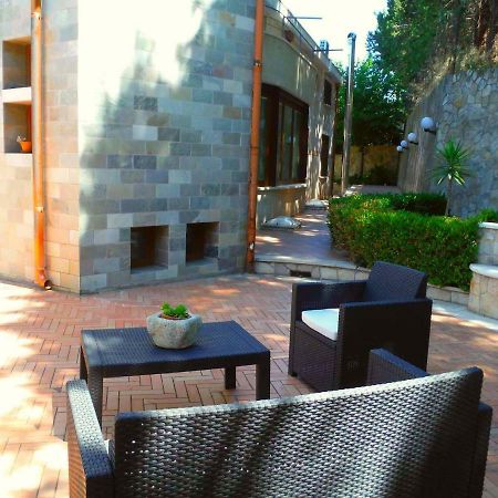 Casa Vacanze Villa Pina Matera Buitenkant foto