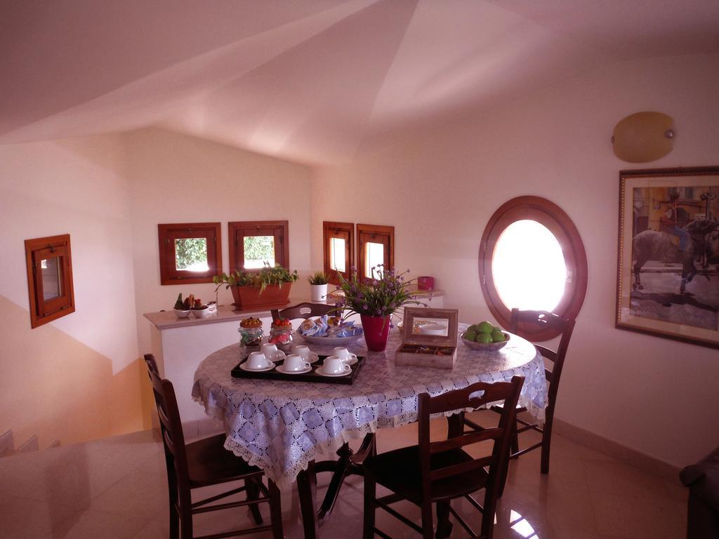 Casa Vacanze Villa Pina Matera Buitenkant foto
