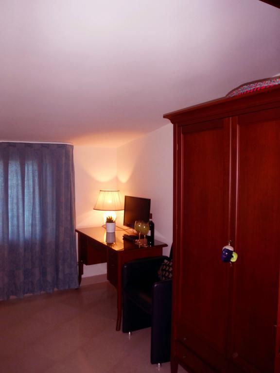 Casa Vacanze Villa Pina Matera Buitenkant foto
