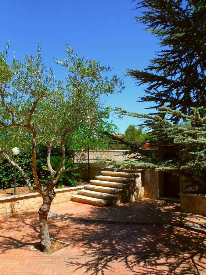 Casa Vacanze Villa Pina Matera Buitenkant foto