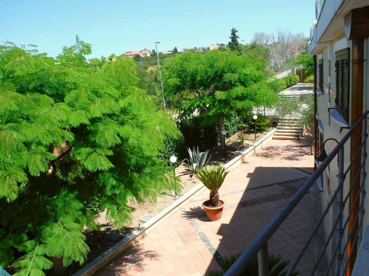 Casa Vacanze Villa Pina Matera Buitenkant foto
